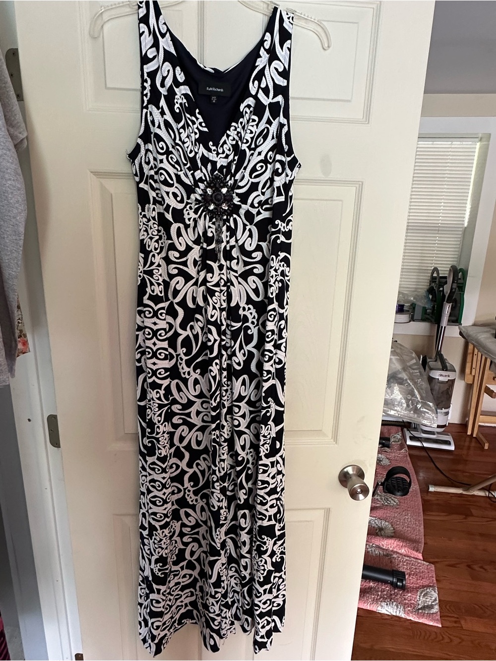 R&M Richards Black & White V-Neck Dress with Jeweled Waist - Picture 4 of 4